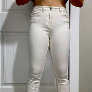 Denim Co. white skinny jeans. Size 4-6